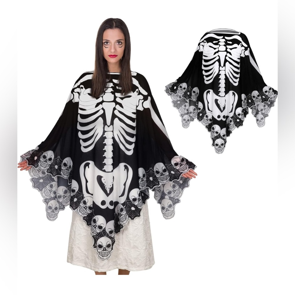 Halloween Skeleton Poncho Cape Women’s Plus Size Skull Costume 59”x59” NWT